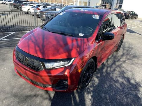 Used 2025 Honda Odyssey Sport-L image 1