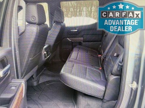 Used 2020 Chevrolet Silverado 1500 High Country w/ Technology Package image 4