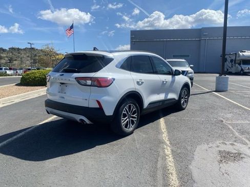 Used 2020 Ford Escape SEL image 7