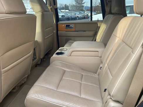 Used 2008 Lincoln Navigator 4WD image 14