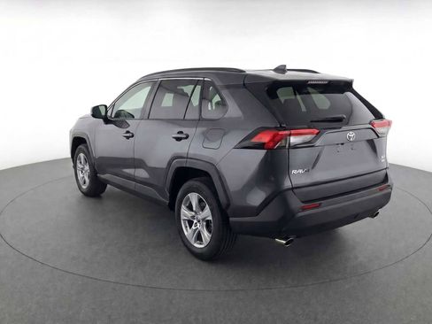Used 2025 Toyota RAV4 XLE AWD/4WD image 6