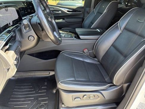 Used 2021 Cadillac Escalade Sport w/ Driver Assist Tech Package AWD/4WD image 10