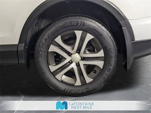 Used 2018 Toyota RAV4 LE w/ Carpet Mat Package image 28