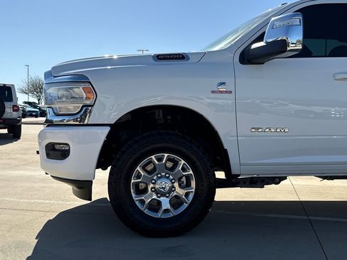 Used 2024 RAM 2500 Laramie AWD/4WD image 5