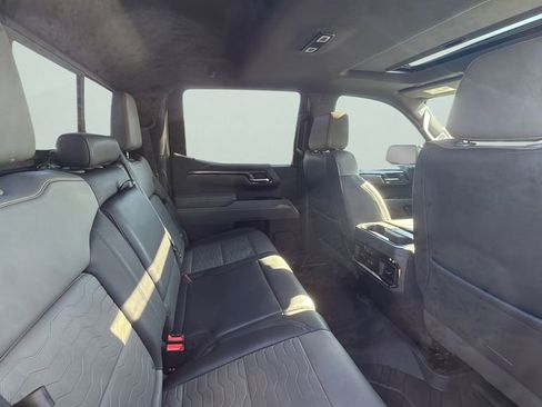 Used 2023 Chevrolet Silverado 1500 ZR2 AWD/4WD image 18