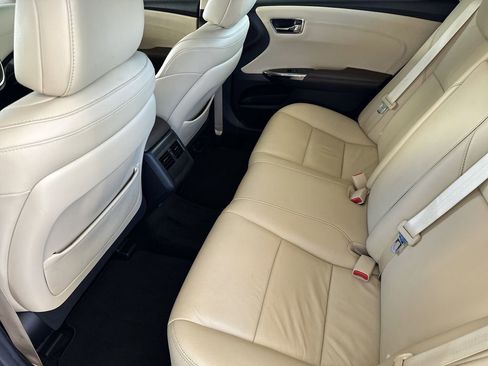 Used 2018 Toyota Avalon XLE Premium image 29