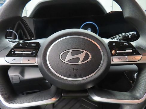 Used 2024 Hyundai Elantra SEL image 47