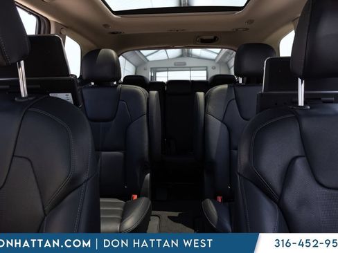 Used 2022 Kia Telluride SX w/ Nightfall Edition Package AWD/4WD image 14
