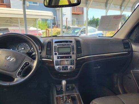Used 2011 Hyundai Santa Fe Limited AWD/4WD image 7