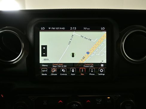 Used 2023 Jeep Wrangler Unlimited Sahara AWD/4WD image 28