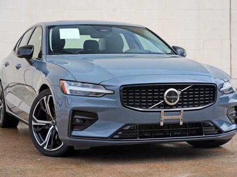 Used 2024 Volvo S60 B5 Plus AWD/4WD image 2