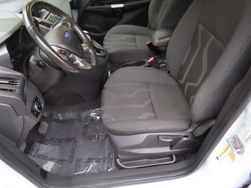 Used 2016 Ford Transit Connect XLT image 9