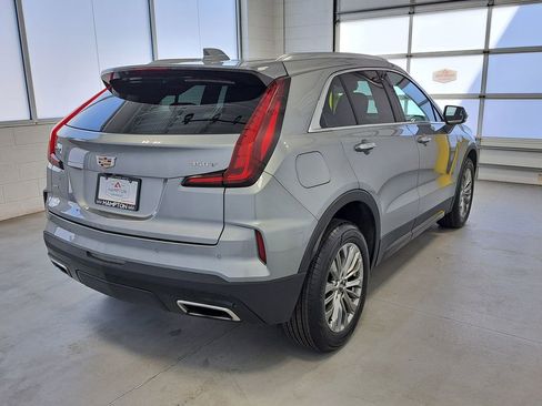Used 2024 Cadillac XT4 Premium Luxury image 5