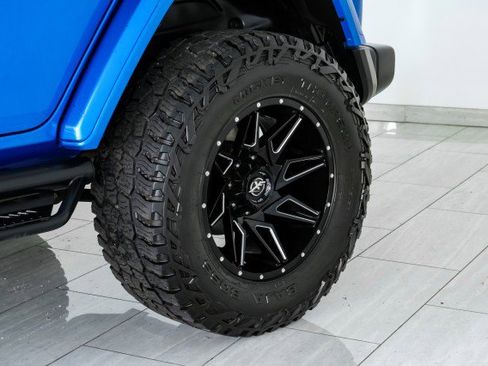 Used 2021 Jeep Wrangler Unlimited Rubicon 4xe w/ Cold Weather Group AWD/4WD image 61