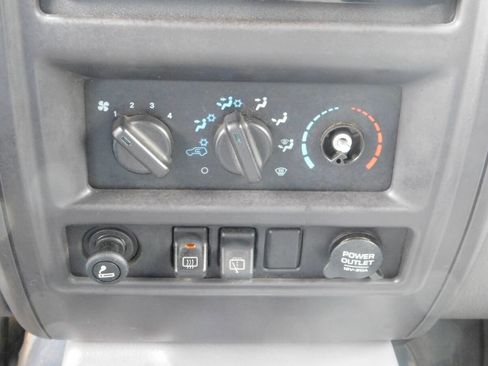 Used 1997 Jeep Cherokee SE AWD/4WD image 13