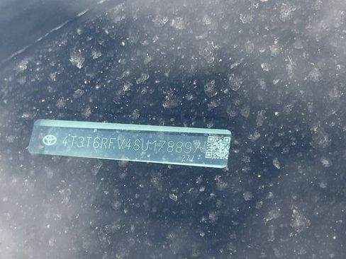 Used 2025 Toyota RAV4 SE w/ Convenience Package AWD/4WD image 3