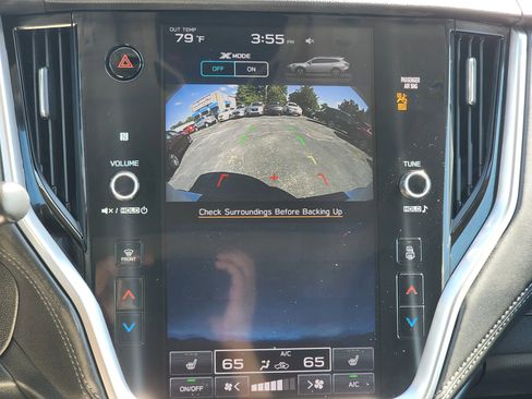 Used 2022 Subaru Outback Premium image 16