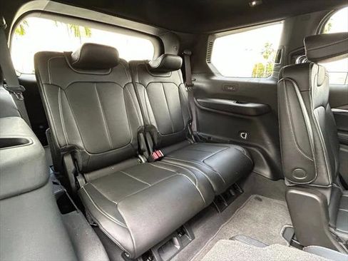 Certified 2024 Jeep Grand Cherokee L Limited RWD image 42
