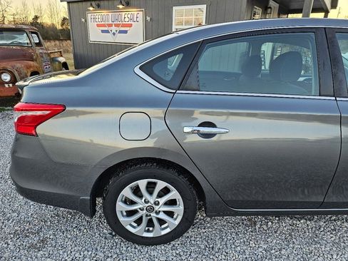 Used 2019 Nissan Sentra S w/ Appearance Package image 9