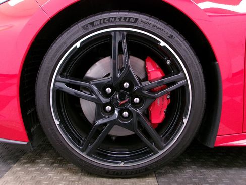 Used 2020 Chevrolet Corvette Stingray Premium Cpe w/ 3LT Preferred Equipment Group RWD image 21