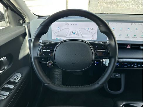 Used 2024 Hyundai Ioniq 5 SEL AWD/4WD image 18
