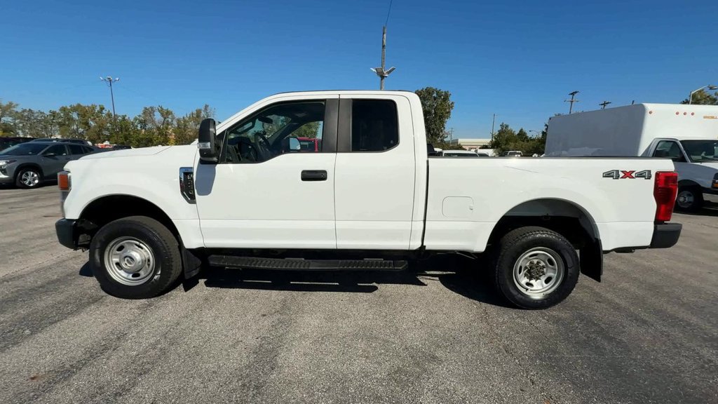 Used 2022 Ford F250 XL w/ Power Equipment Group AWD/4WD image 5