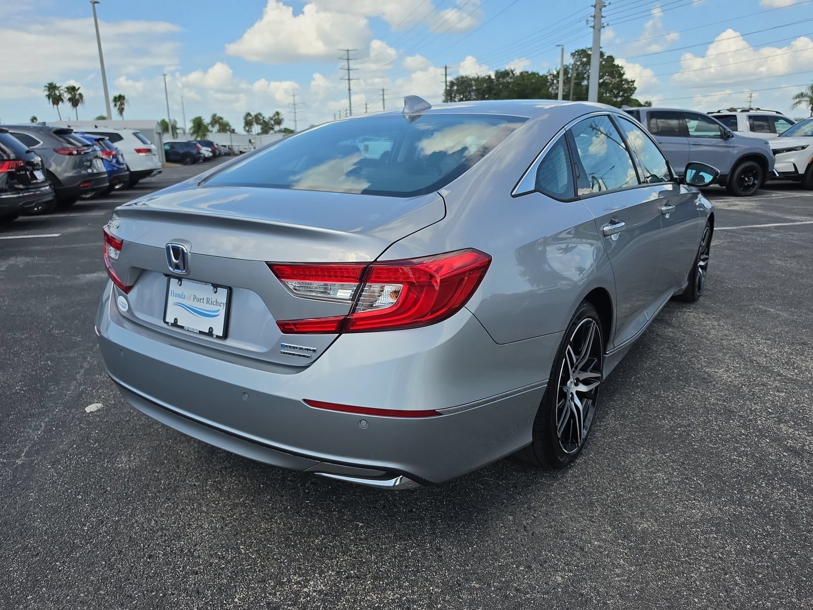 Used 2022 Honda Accord Touring image 4