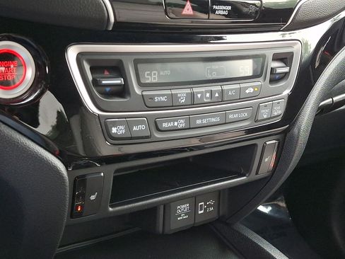 Used 2020 Honda Passport Touring image 16
