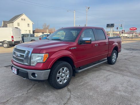 Used 2011 Ford F150 Lariat w/ Lariat Chrome Pkg image 2