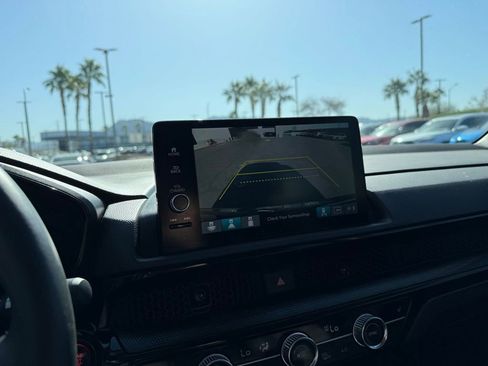 Used 2024 Honda CR-V EX-L image 11