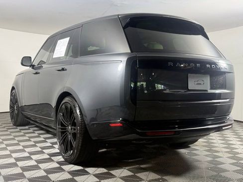 Used 2023 Land Rover Range Rover SE AWD/4WD image 4