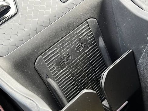 Used 2024 Jeep Wagoneer Launch Edition image 32