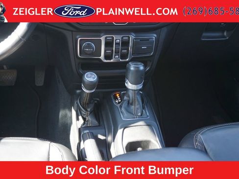 Used 2022 Jeep Wrangler Unlimited Sahara AWD/4WD image 15