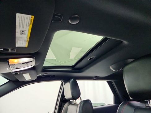 Used 2023 Dodge Durango R/T w/ Tow 'N Go Package image 17