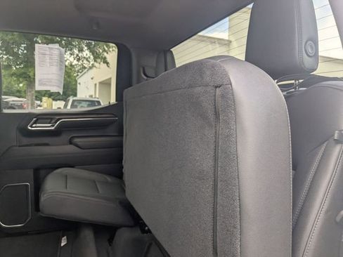 Used 2025 GMC Sierra 1500 SLT RWD image 27