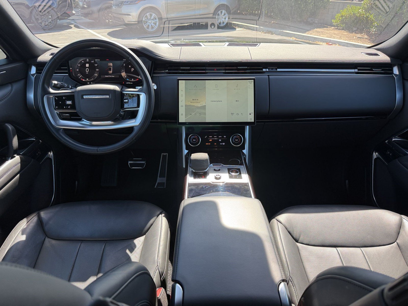 Used 2023 Land Rover Range Rover SE AWD/4WD image 16