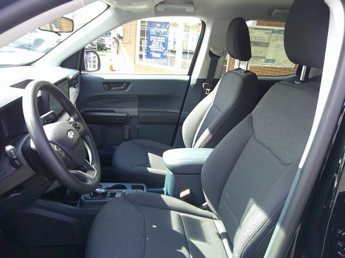 New 2025 Ford Maverick XL image 41