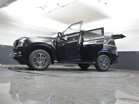 New 2026 Nissan Armada Platinum image 47