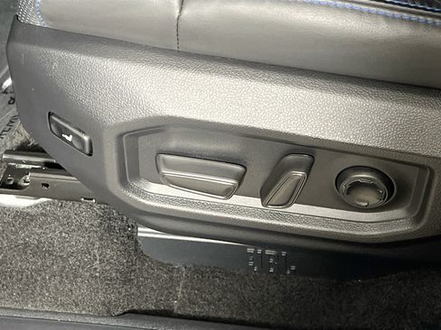 Used 2024 Toyota Tundra Platinum AWD/4WD image 15
