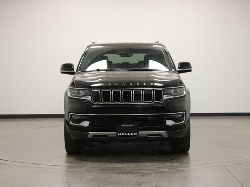 Used 2022 Jeep Wagoneer Series III w/ Convenience Group I AWD/4WD image 3