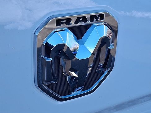 Used 2022 RAM 2500 Tradesman w/ Chrome Appearance Group image 29