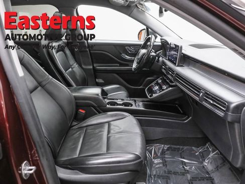 Used 2021 Lincoln Corsair FWD w/ Premium Package image 26