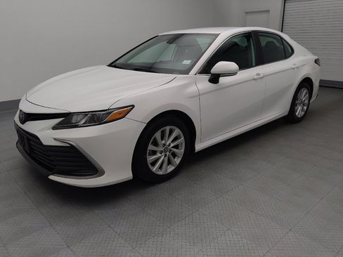 Used 2022 Toyota Camry LE w/ Cold Weather Package AWD/4WD image 2