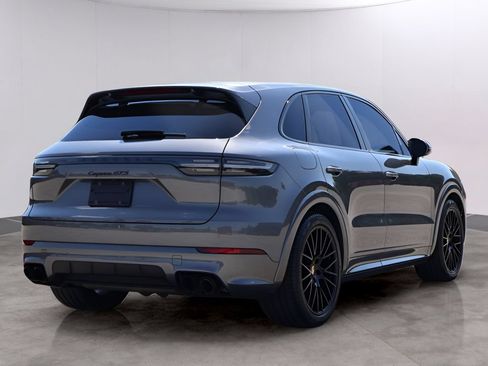 Used 2023 Porsche Cayenne GTS AWD/4WD image 8