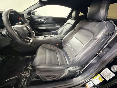 Used 2024 Ford Mustang GT Premium image 13