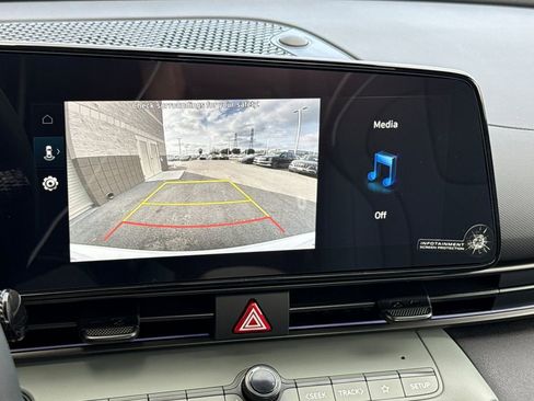 New 2026 Hyundai Elantra Limited image 16