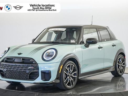 Used 2026 MINI Cooper S FWD image 1