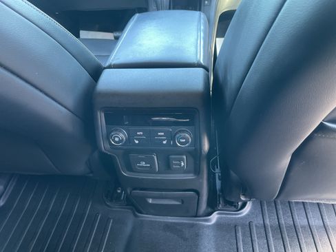Certified 2019 GMC Acadia Denali FWD image 16