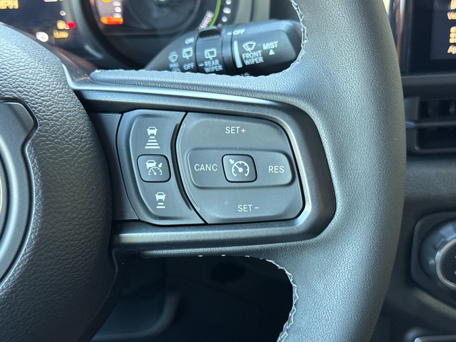 Used 2025 Jeep Wrangler Unlimited Sport S 4xe AWD/4WD image 30