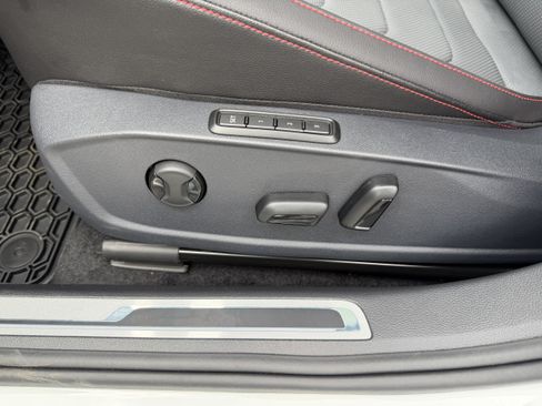 New 2026 Volkswagen Jetta GLI Autobahn FWD image 12